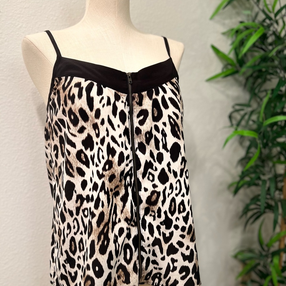 Forever 21 leopard  size M zippered Cami top with black adjustable black straps